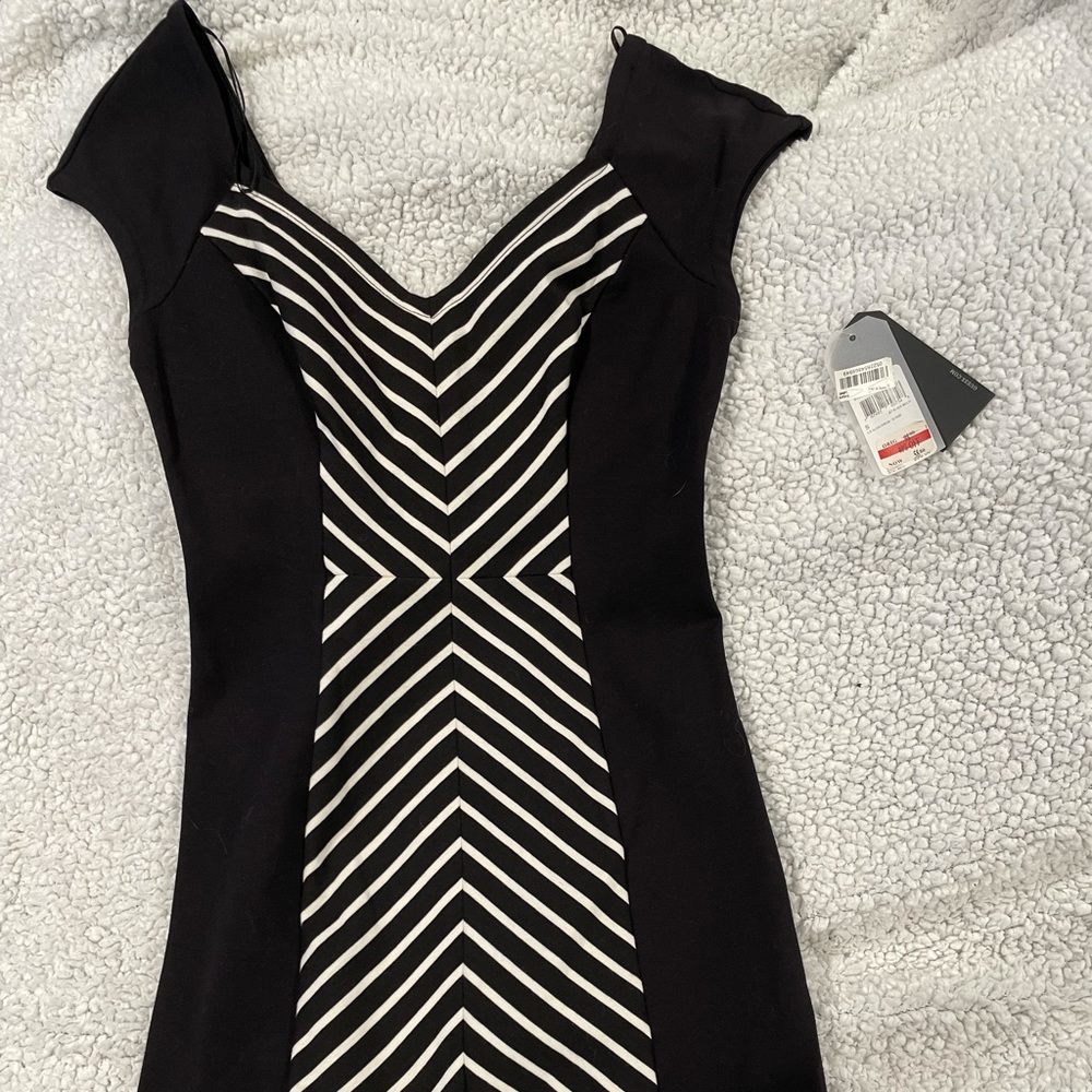 Guess dress - Picture 3 of 4